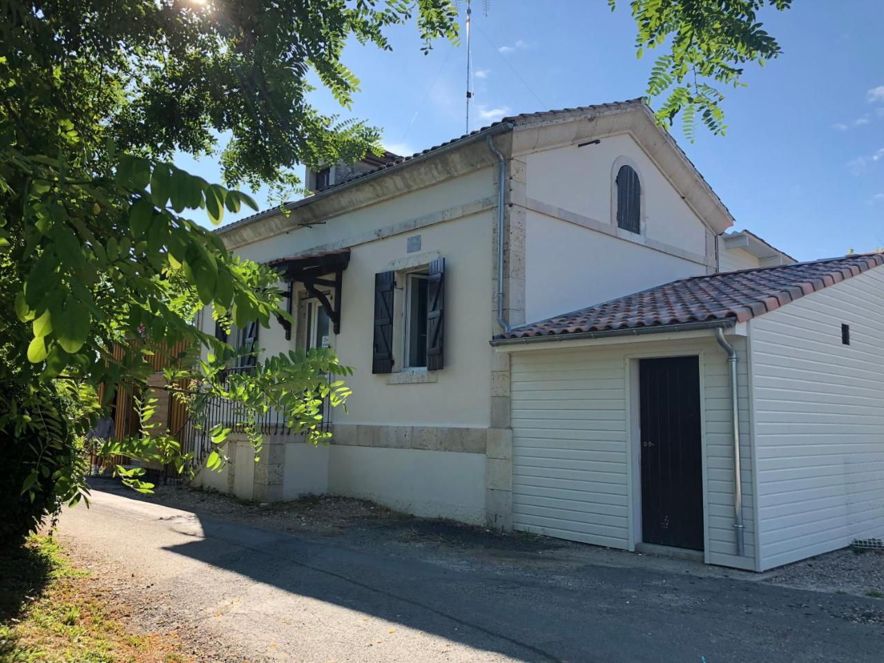 L'Ile Aux Bateaux Bed & Breakfast Buzet-sur-Baise ภายนอก รูปภาพ
