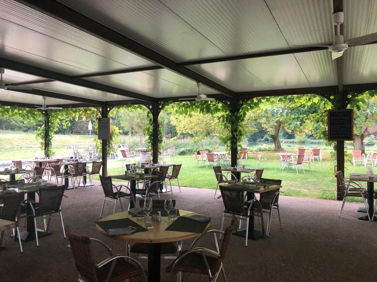 L'Ile Aux Bateaux Bed & Breakfast Buzet-sur-Baise ภายนอก รูปภาพ